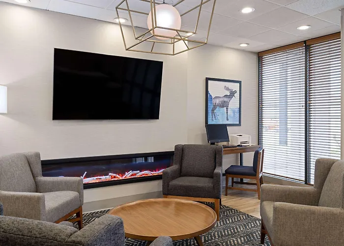 Hotel Americinn By Wyndham Event Center Area